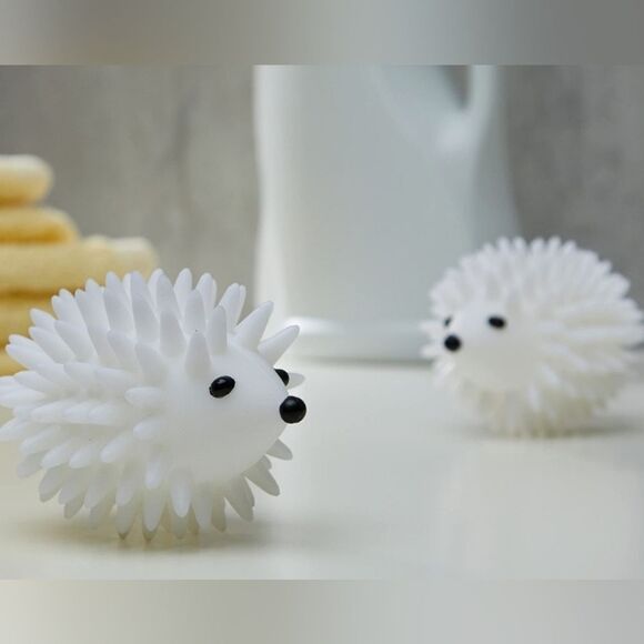 🔺️NIB White Hedgehog Rubber Spikey Laundry Dryer Buddy Balls Set of 2 - Picture 8 of 10